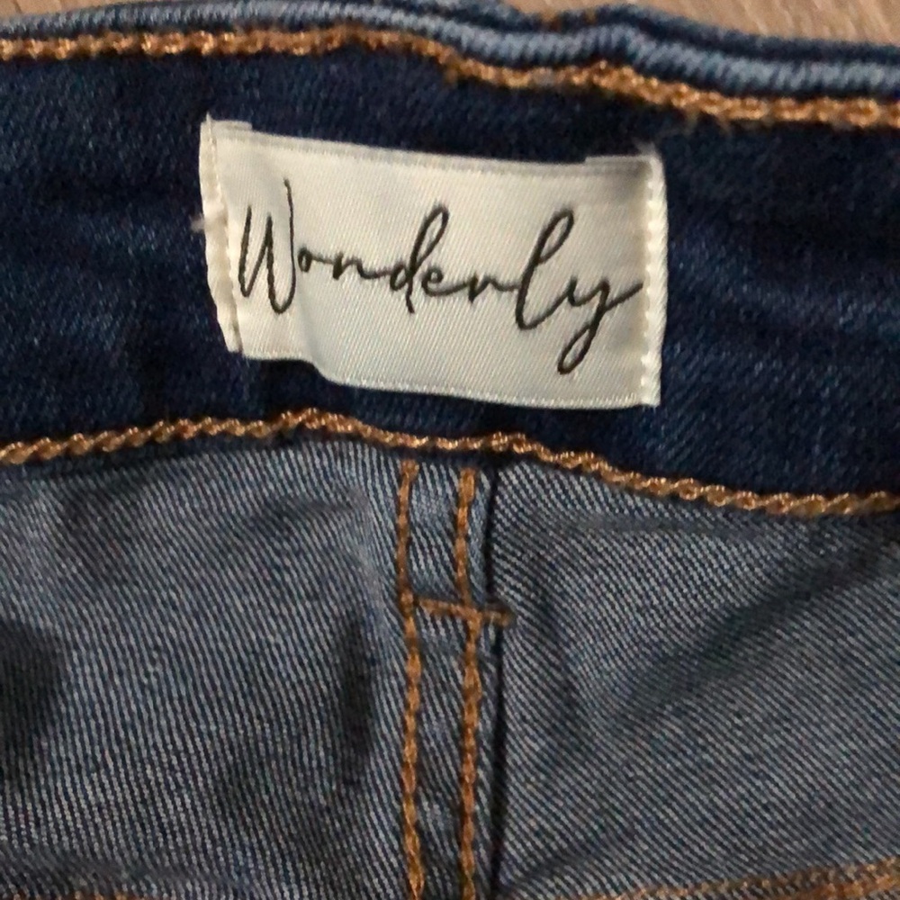 Wonderly Mid Rise Short Distressed Jeans - Picture 5 of 8